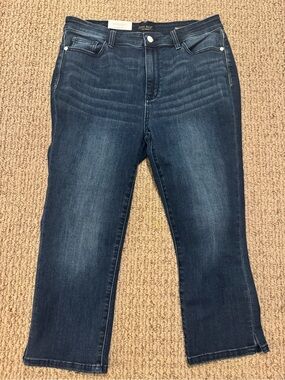 Judy Blue 15 soak up the sun Dark Indigo Cropped Jeans Capri denim